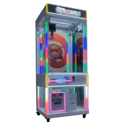 Máquina de garra para peluches y premios.